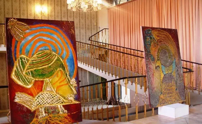 Paintings at the entrance of Nagaristan Museum